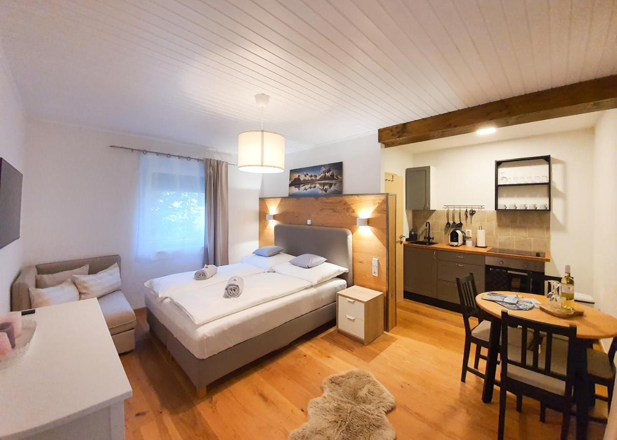 Tiny Kozma Apartment 보덴스도르프 외부 사진
